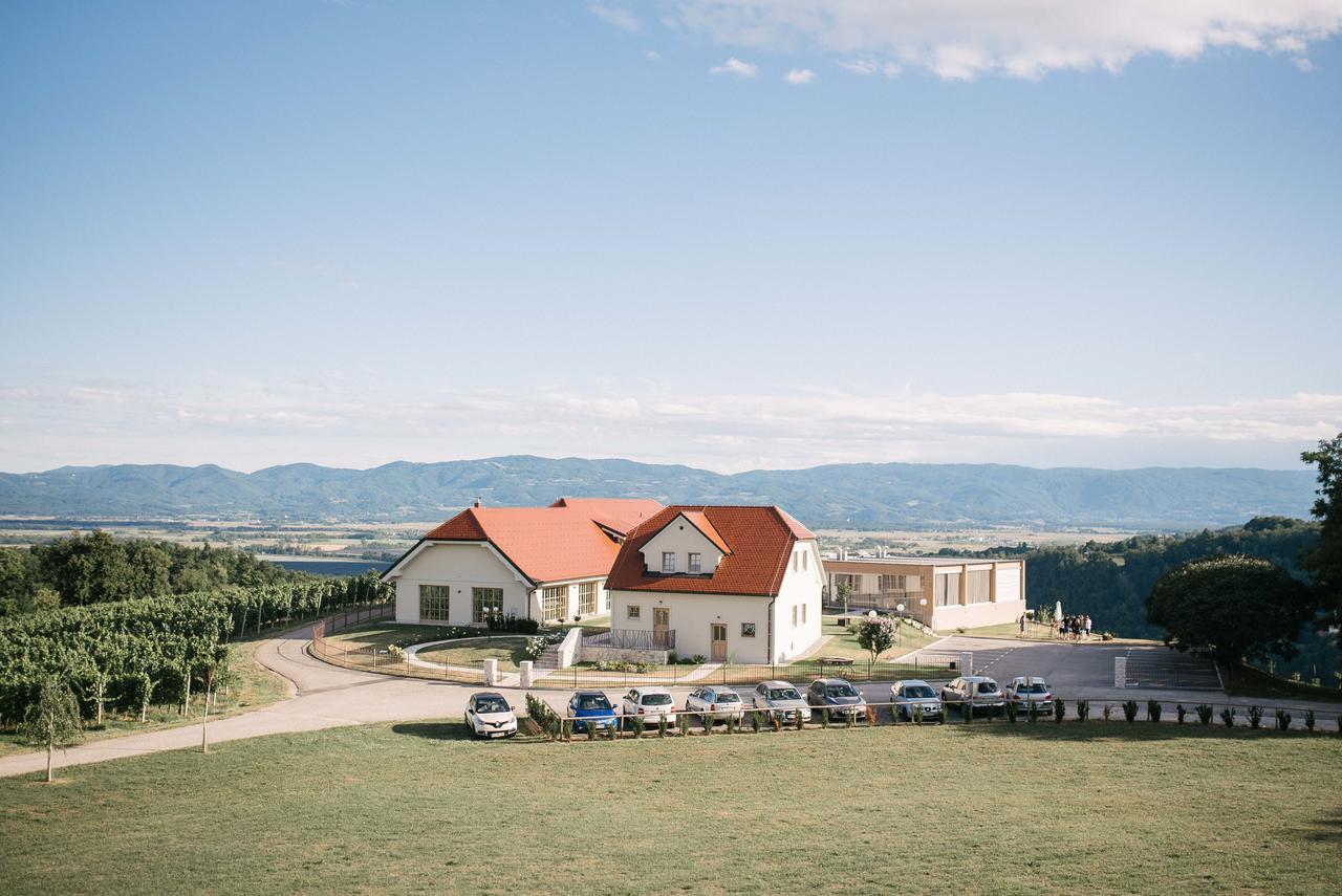 Tri Lucke Hotel & Restaurant Krško Exteriör bild